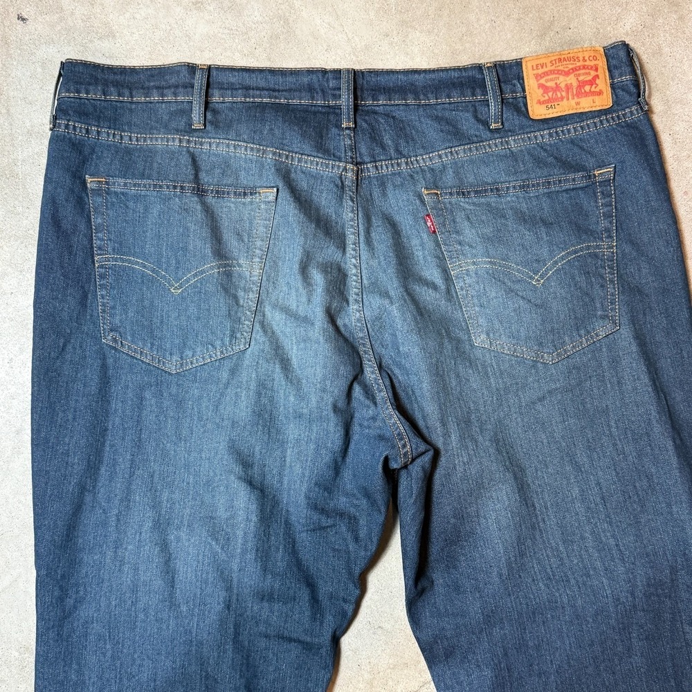 LEVI'S 541 Mens 46x30 Denim Blue Wash Athletic Taper Fit Jeans/Pants